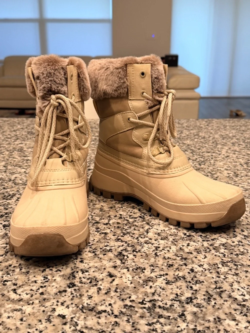 LOCFIR Beige Faux Fur Lace Up Winter Snow Boots Size 8